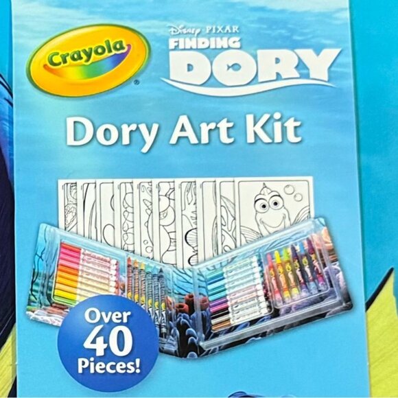 Crayola Finding Dory Art Kit Over 40 Pieces Markers Twistables Colour Kit Kids - Picture 9 of 9